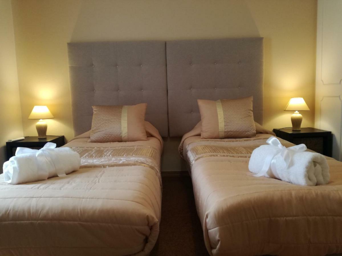 Sensations Guesthouse Lagos Luaran gambar