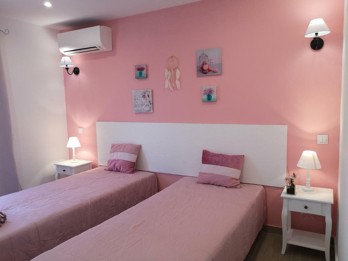 Sensations Guesthouse Lagos Luaran gambar