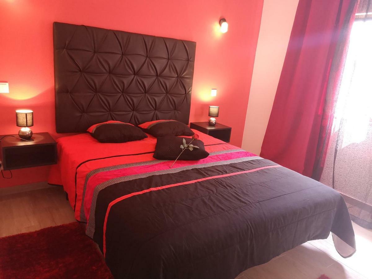 Sensations Guesthouse Lagos Luaran gambar