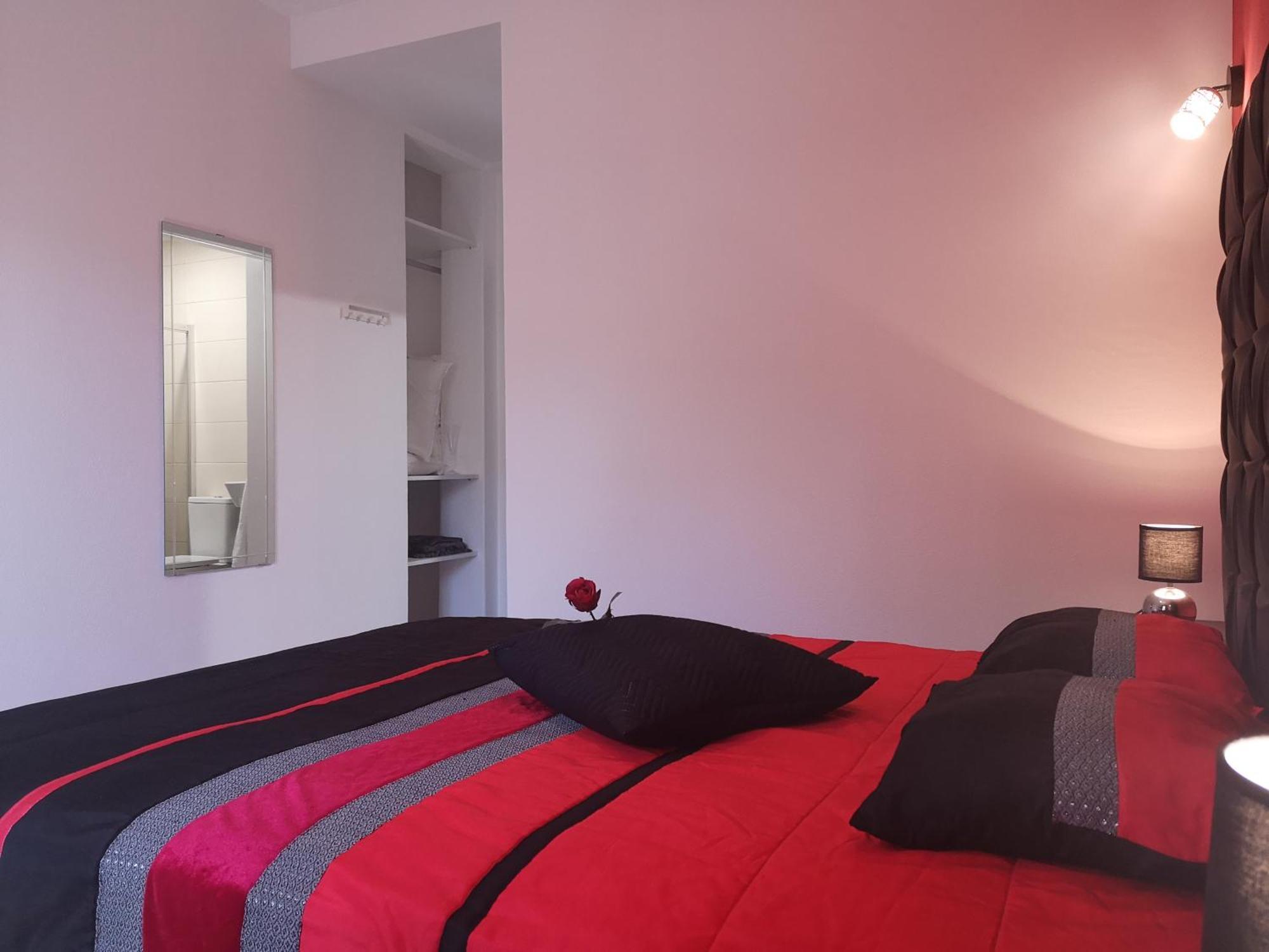 Sensations Guesthouse Lagos Luaran gambar