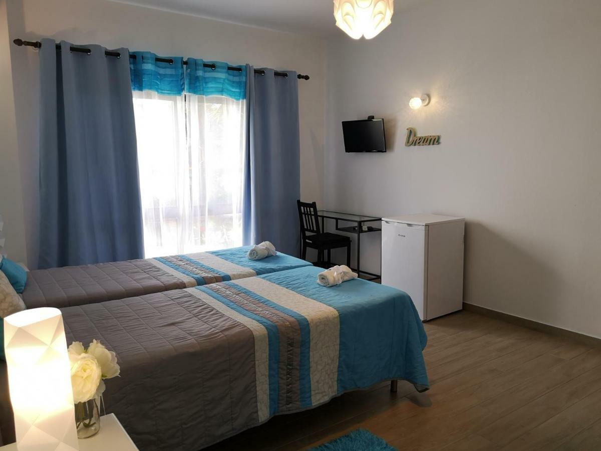 Sensations Guesthouse Lagos Luaran gambar