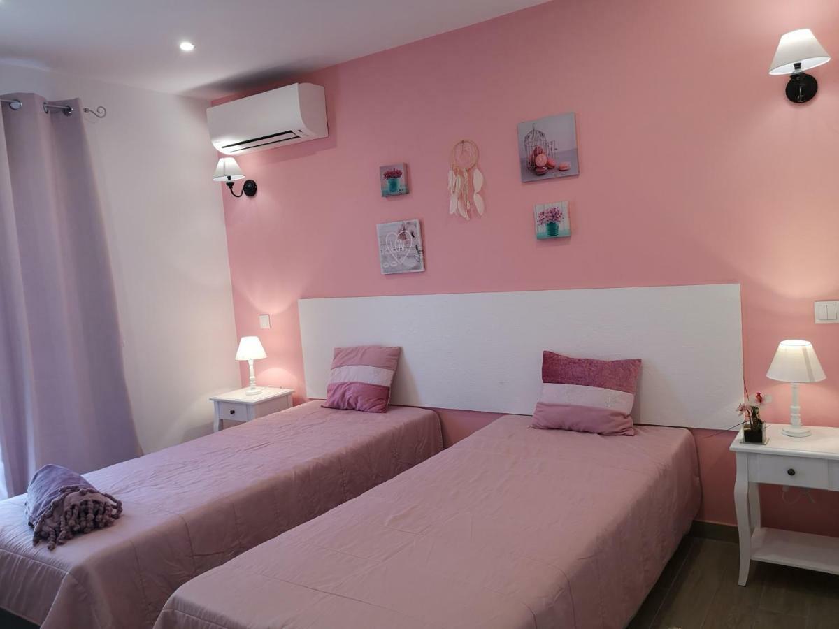 Sensations Guesthouse Lagos Luaran gambar